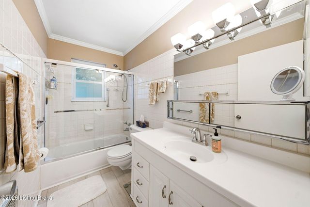 2454 Glenmary Ave 13, Louisville, KY 40204