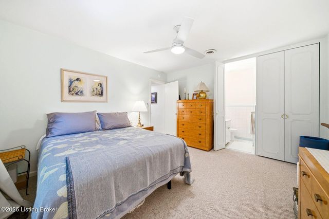 2454 Glenmary Ave 13, Louisville, KY 40204