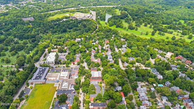 2454 Glenmary Ave 13, Louisville, KY 40204