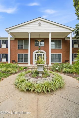 2454 Glenmary Ave 13, Louisville, KY 40204