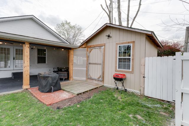 205 Church St, Portland, TN 37148