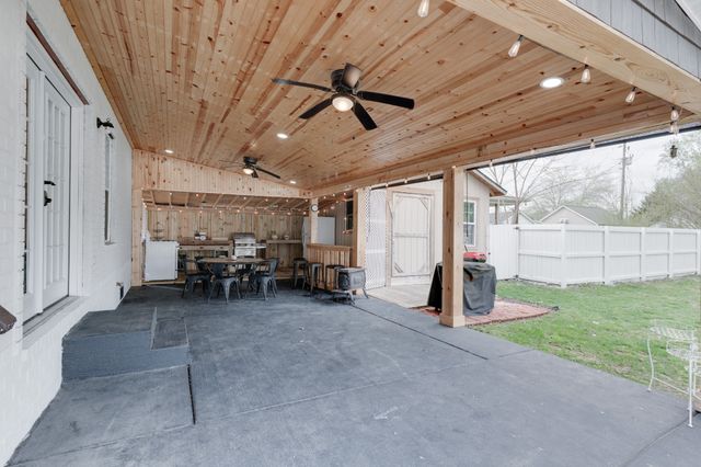 205 Church St, Portland, TN 37148