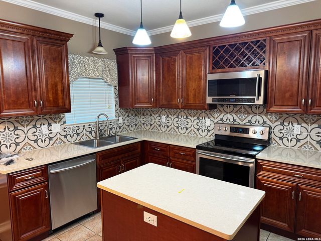 3428 DARTMOUTH CV, Schertz, TX 78154