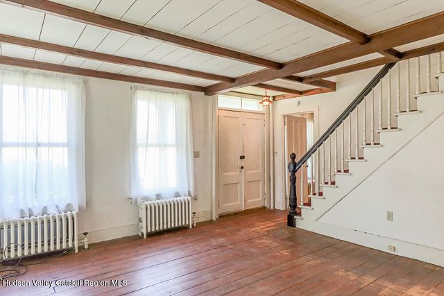 82 County Road 26a, Stuyvesant, NY 12173