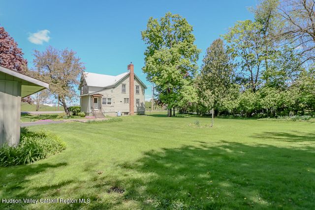 82 County Road 26a, Stuyvesant, NY 12173