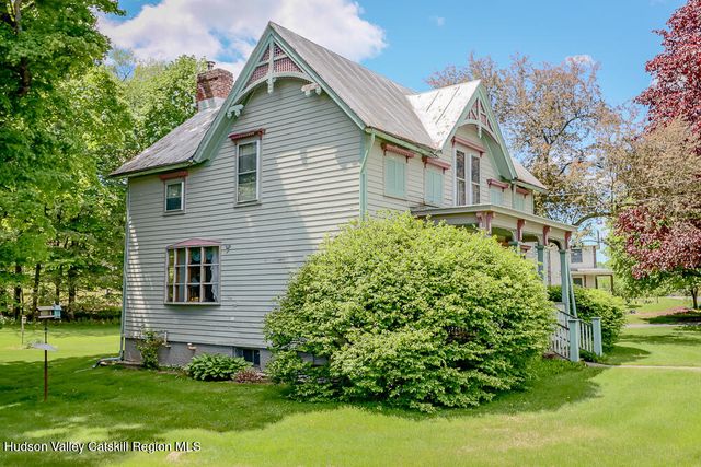 82 County Road 26a, Stuyvesant, NY 12173