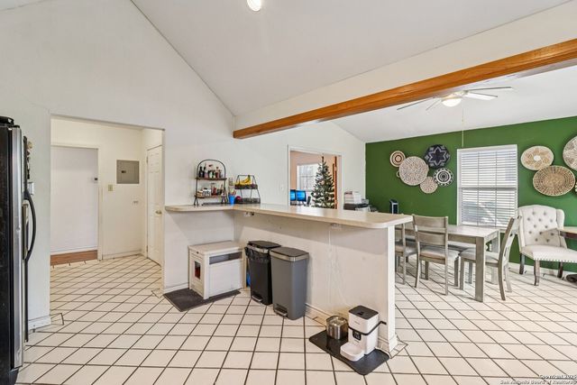 2709 Craig Pl, San Antonio, TX 78228