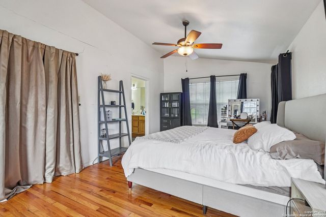 2709 Craig Pl, San Antonio, TX 78228