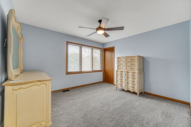 1960 Harvard Lane, New Lenox, IL 60451
