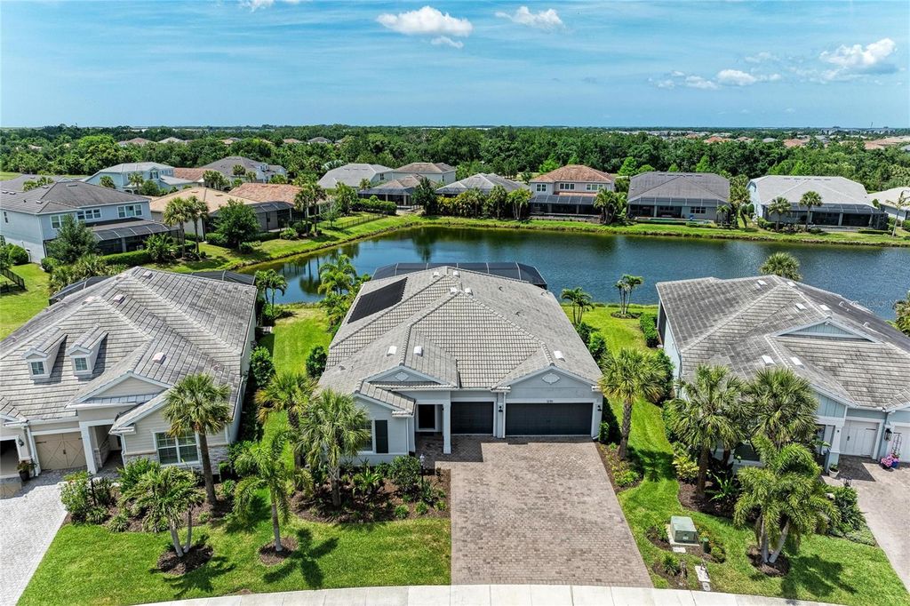 12151 CRANSTON WAY, Lakewood Ranch, FL 34211