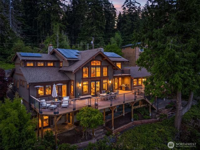 4174 Beach Drive, Freeland, WA 98249