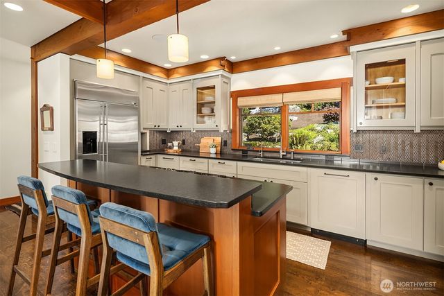 4174 Beach Drive, Freeland, WA 98249