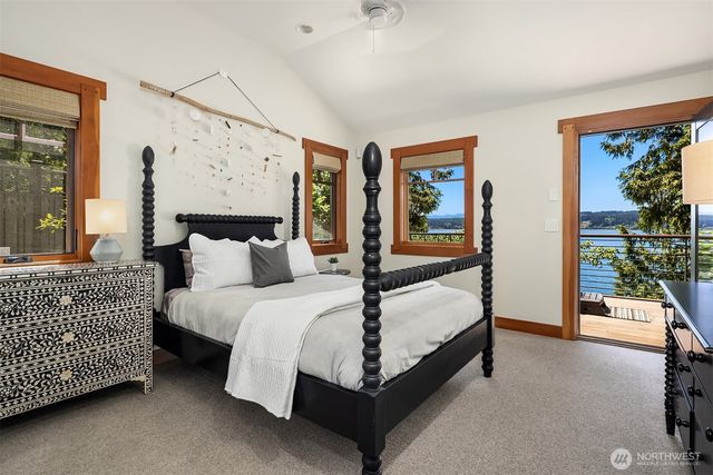 4174 Beach Drive, Freeland, WA 98249