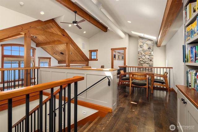 4174 Beach Drive, Freeland, WA 98249