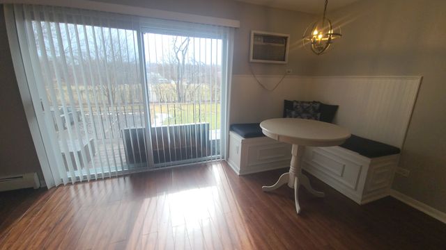 5739 W 129th Street 2C, Crestwood, IL 60418