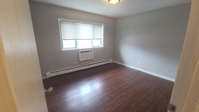 5739 W 129th Street 2C, Crestwood, IL 60418