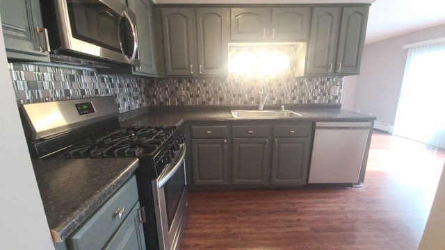 5739 W 129th Street 2C, Crestwood, IL 60418