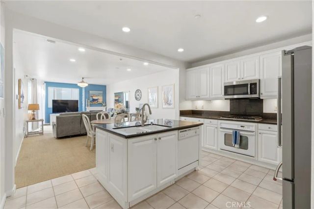 1400 E Ocean Boulevard East 2403, Long Beach, CA 90802