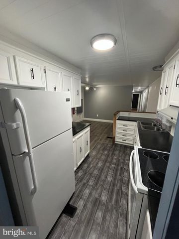 59 HAZELWOOD DR, Pittsgrove, NJ 08318