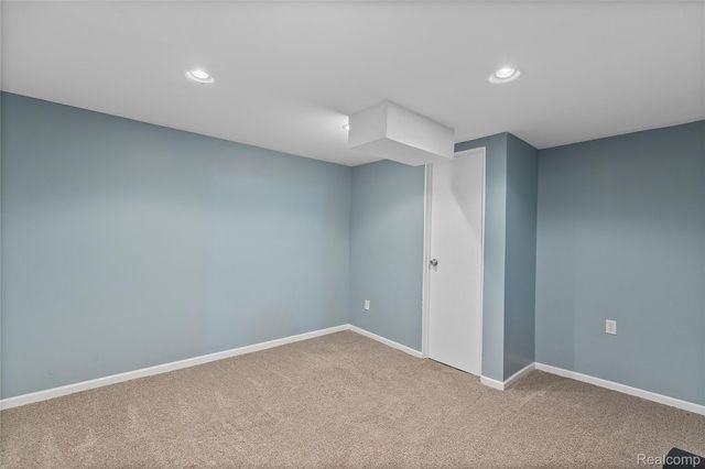 28222 Bohn Street, Roseville, MI 48066