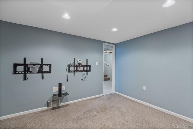 28222 Bohn Street, Roseville, MI 48066