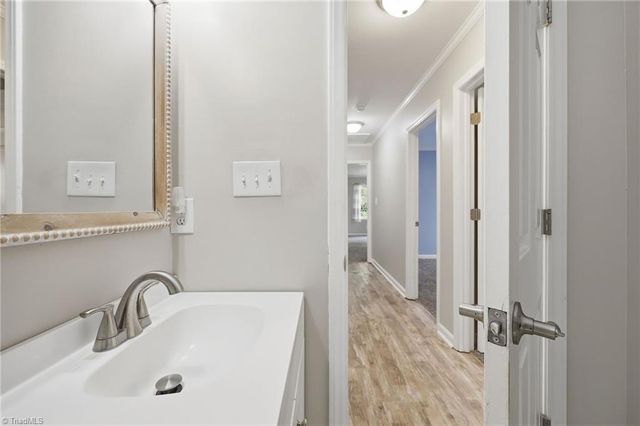 314 Canterbury Road, High Point, NC 27262