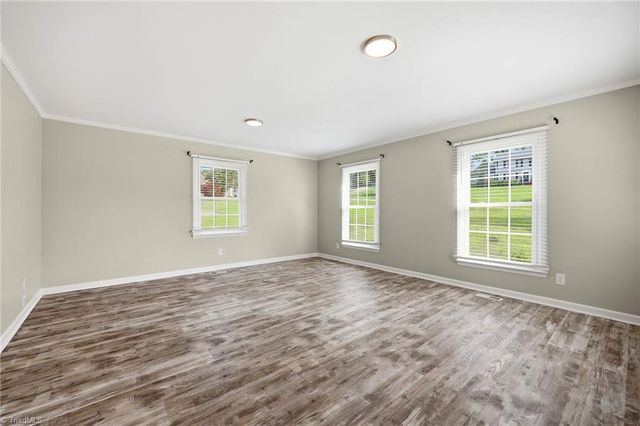 314 Canterbury Road, High Point, NC 27262