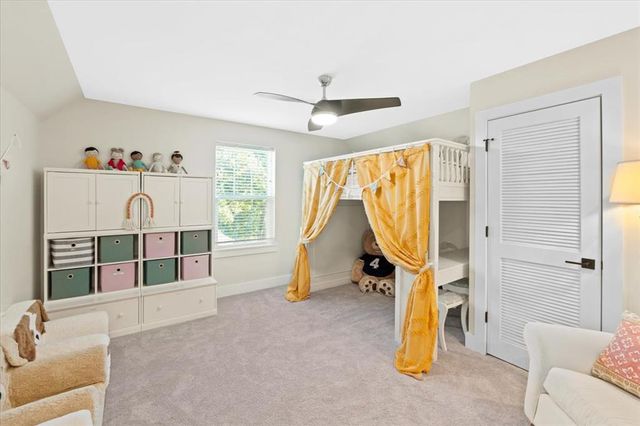 1307 Red Oak Plantation Drive, Ballwin, MO 63021