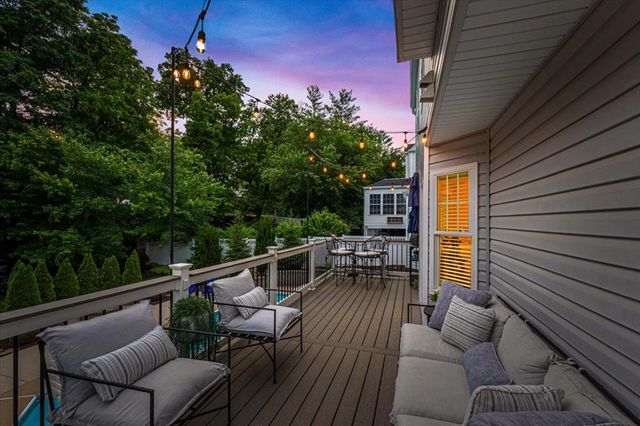 1307 Red Oak Plantation Drive, Ballwin, MO 63021
