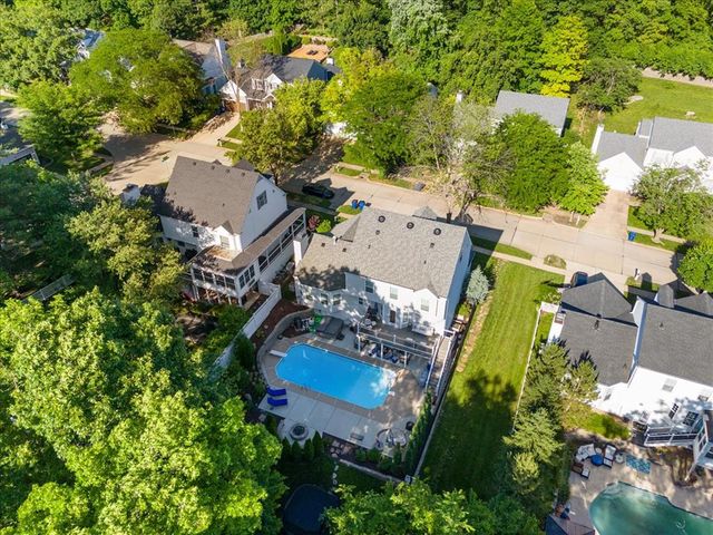 1307 Red Oak Plantation Drive, Ballwin, MO 63021