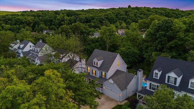 1307 Red Oak Plantation Drive, Ballwin, MO 63021