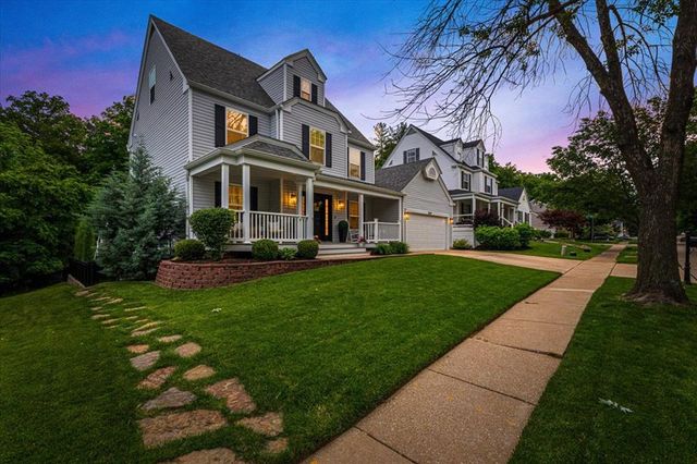 1307 Red Oak Plantation Drive, Ballwin, MO 63021