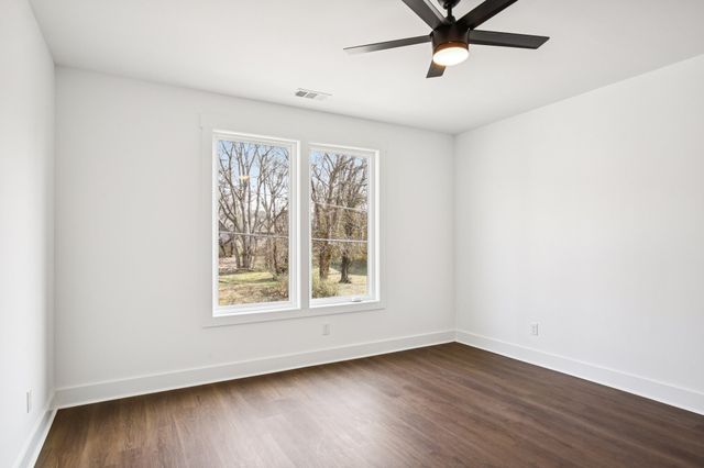 2213 18th Ave, N, Nashville, TN 37208