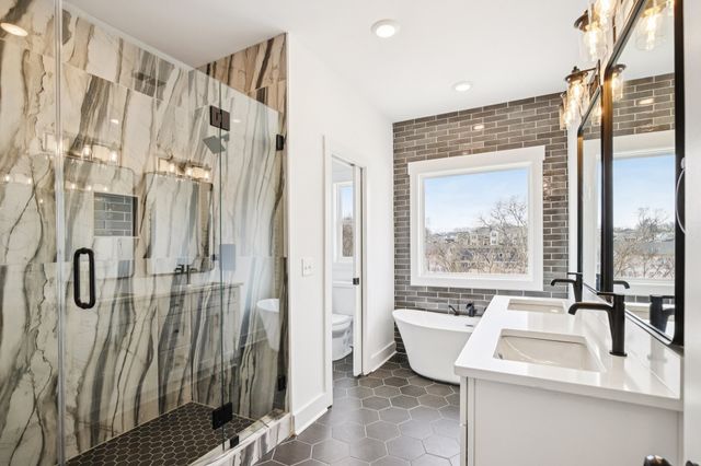 2213 18th Ave, N, Nashville, TN 37208