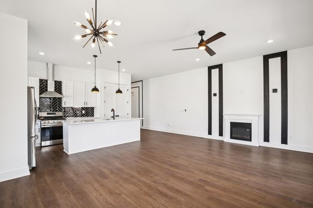 2213 18th Ave, N, Nashville, TN 37208