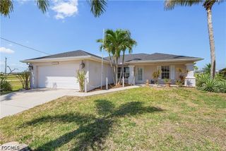 3928 NW 41st PL, Cape Coral, FL 33993