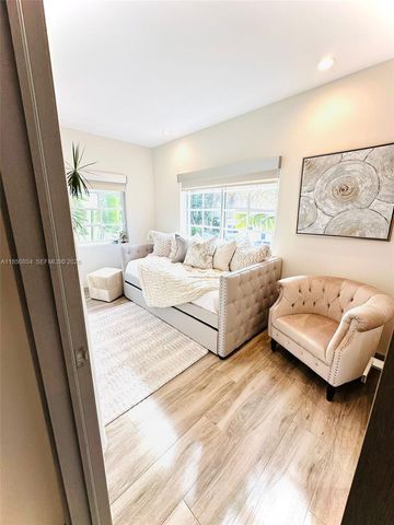 8035 ABBOTT AV, Miami Beach, FL 33141