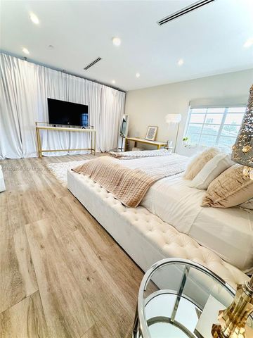 8035 ABBOTT AV, Miami Beach, FL 33141