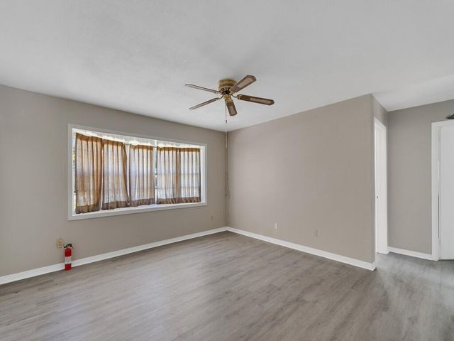 7907 Lockwood Drive, Fort Pierce, FL 34951