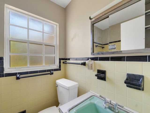 7907 Lockwood Drive, Fort Pierce, FL 34951