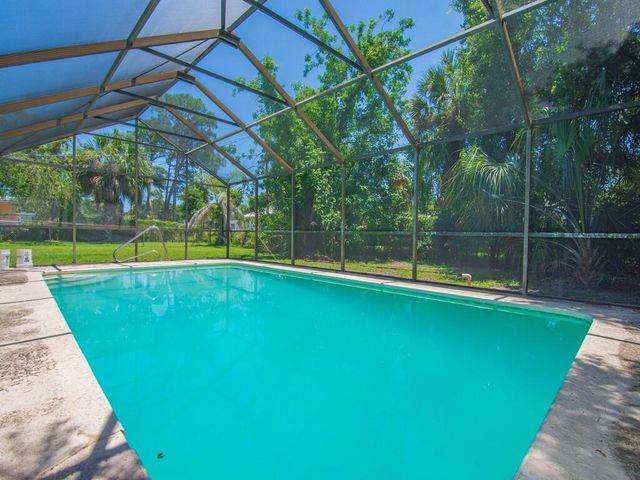 7907 Lockwood Drive, Fort Pierce, FL 34951