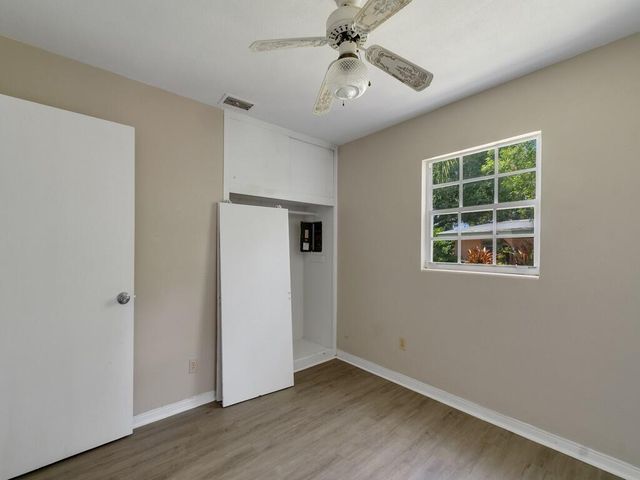 7907 Lockwood Drive, Fort Pierce, FL 34951