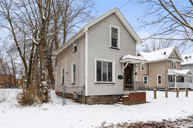 11 Danforth Street, Rochester, NY 14611