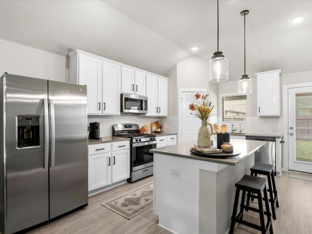 8111 Blue Fish Drive, Cypress, TX 77433