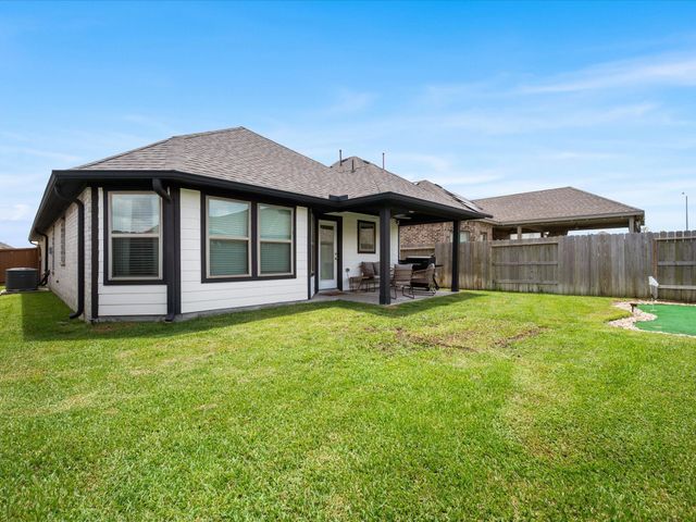 8111 Blue Fish Drive, Cypress, TX 77433