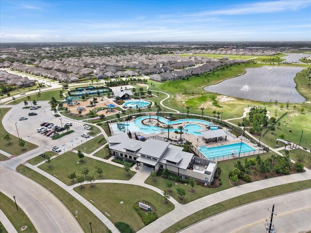 8111 Blue Fish Drive, Cypress, TX 77433