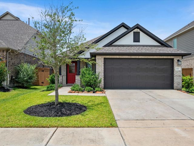 8111 Blue Fish Drive, Cypress, TX 77433