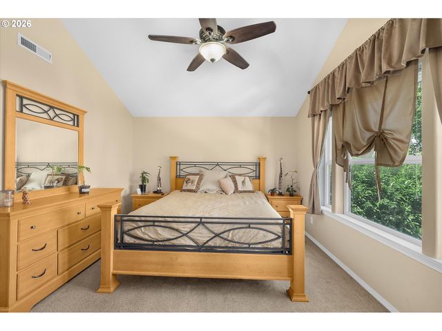 1418 Se 8TH Ave, Canby, OR 97013