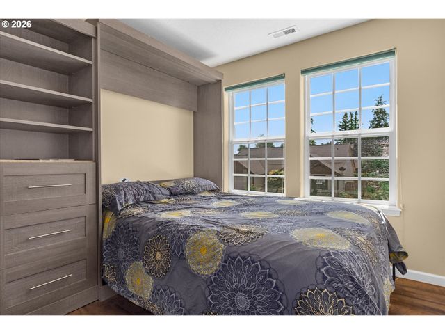 1418 Se 8TH Ave, Canby, OR 97013