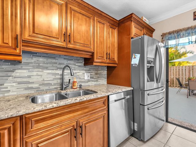 2947 SW 22nd Cir 28D, Delray Beach, FL 33445